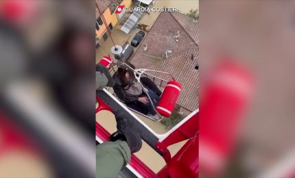 Maltempo in Emilia Romagna, salvata una donna incinta