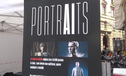 Il lato nascosto della sclerosi multipla nella mostra "PortrAIts"