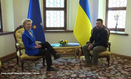 Von der Leyen a Kiev per la Festa dell'Europa