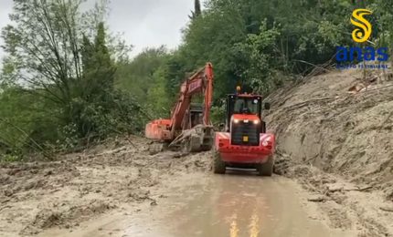 Alluvione in Emilia-Romagna, strade sommerse dal fango