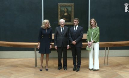 Mattarella e Macron inaugurano mostra al Louvre, le immagini