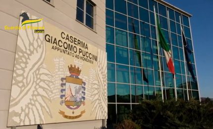 A Lucca sequestrati oltre 1.900 cosmetici non sicuri