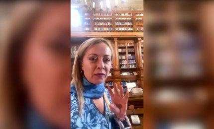 Meloni ai maturandi "Sia l'inizio di un futuro ricco di successi"
