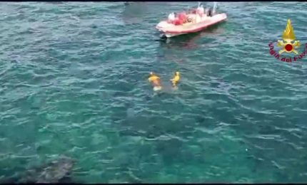 Catania, ritrovato un cadavere in mare, Le immagini drammatiche