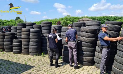 Biella, scoperta maxi discarica di pneumatici abbandonati