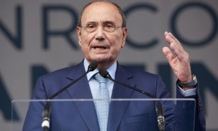 Caro voli, Schifani &ldquo;Paese sotto ricatto di una lobby&rdquo;