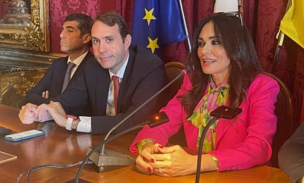 Maria Grazia Cucinotta testimonial di uno spot sulle qualit&agrave; del pescato siciliano