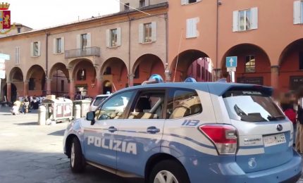 Cento consegne di droga al giorno, 21 arresti a Bologna