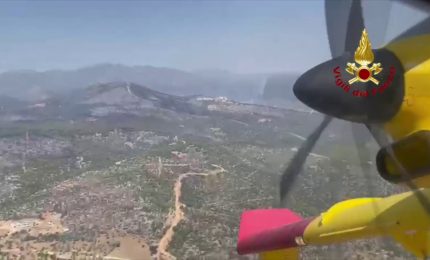 Emergenza incendi boschivi in Grecia, le immagini