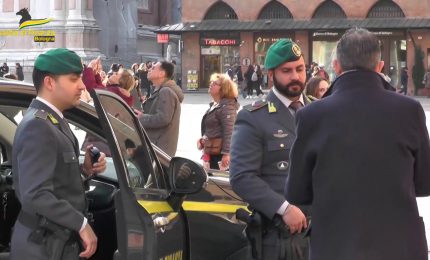 Bologna, condannato per contrabbando ma percepiva reddito cittadinanza