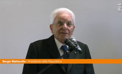 Mattarella "Paesi con vocazione di pace indicano la strada giusta"