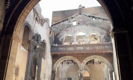 Mattarella a Palermo visita chiesa danneggiata dalle fiamme