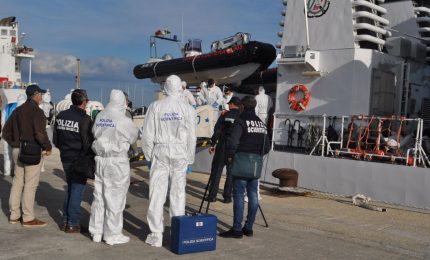 Sbarco di 37 migranti a Pozzallo, denunciati tre presunti scafisti
