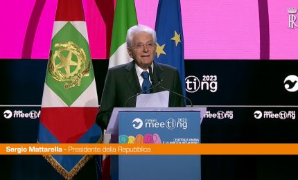 Mattarella "Non ci stanchiamo di lavorare per una pace giusta"