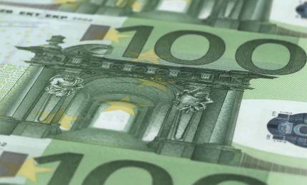 A giugno prestiti in calo, salgono i tassi sui mutui