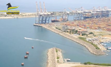 Sequestrati 150 kg di cocaina al porto di Gioia Tauro