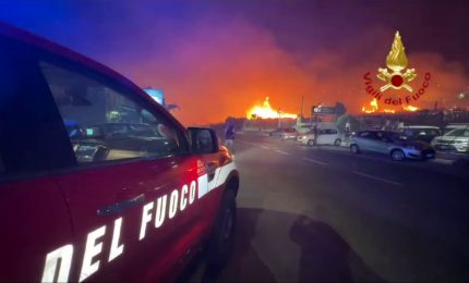 Incendi nel Palermitano, momenti di paura