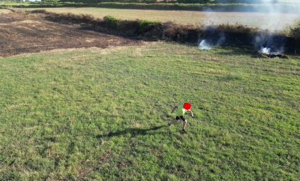 Bambino di 10 anni appicca incendio in Calabria, sorpreso dai droni
