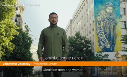 Ucraina, Zelensky "Tutti importanti nella difesa dell'indipendenza"