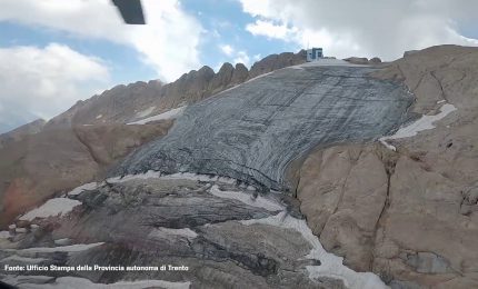 Sorvolo con uno speciale radar sul ghiacciaio della Marmolada