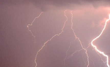 Vento e pioggia a Palermo, voli dirottati e cancellati