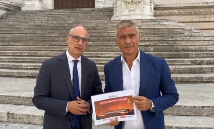 Pecoraro Scanio "Bisogna bloccare gli incendiari"