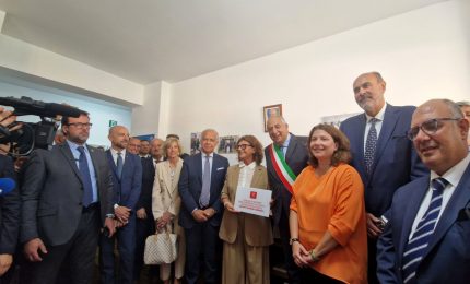 Piantedosi a Palermo per la consegna di un bene confiscato alla mafia