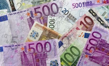 Il debito pubblico continua a salire