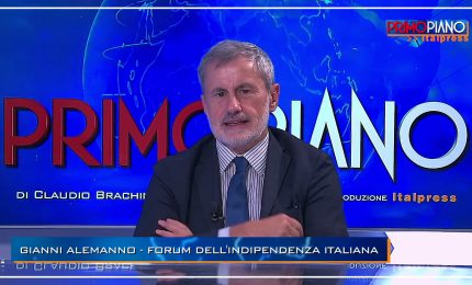 Alemanno "Valutiamo la costruzione di un nuovo movimento"