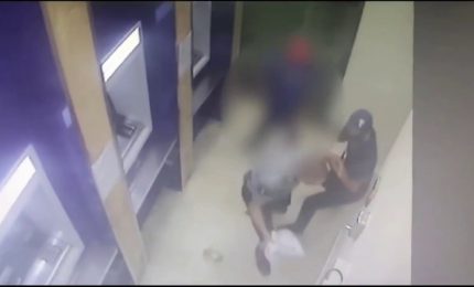 Rapinarono due vigilantes, tre arresti a Reggio Calabria