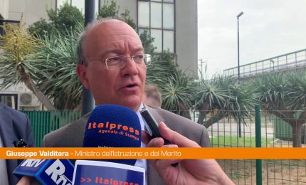 Valditara "Investiamo risorse nelle scuole della Calabria"