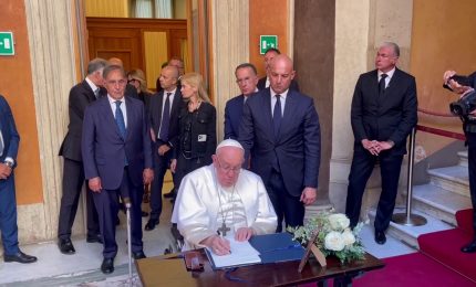 Napolitano, Papa Francesco alla camera ardente