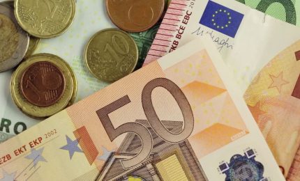 Ue, la Commissione rivede al ribasso le stime di crescita