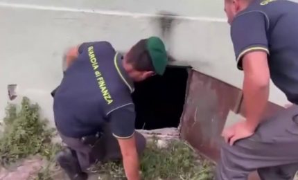 Nuovo blitz al Parco Verde di Caivano, sequestrate armi e droga