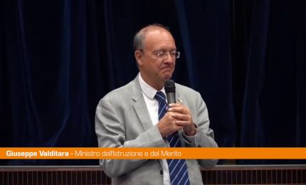 Medio Oriente, Valditara &ldquo;Scuola &egrave; vaccino contro ogni aberrazione"