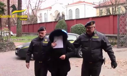 Varese, arrestata contabile di due societ&agrave;. Ha sottratto 1,2 mln