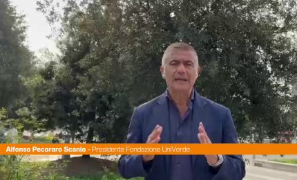 Pecoraro Scanio "Leggere l'enciclica Laudato Si' nelle scuole"