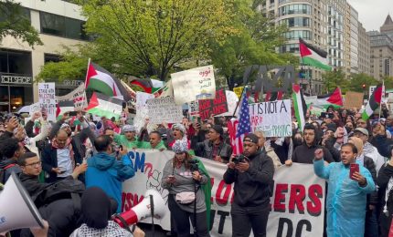 In migliaia manifestano a Washinton in favore della Palestina