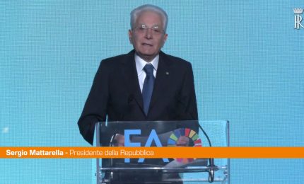 Mattarella "Un delitto rendere cibo e acqua strumenti di guerra"