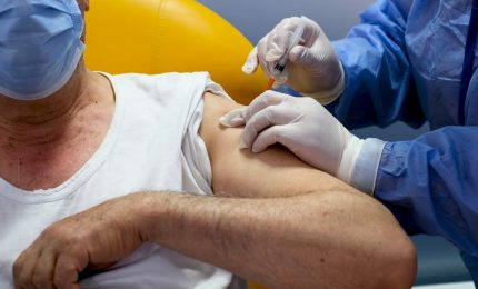 Vaccini anti-Covid, al via la distribuzione delle dosi in tutta Italia
