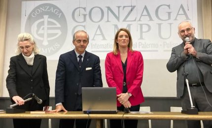 Metsola incontra gli studenti del Gonzaga di Palermo