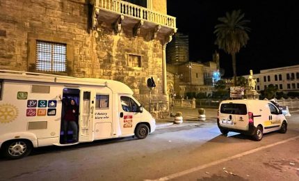 Camper medico Omceo-Rotary, a Palermo vaccinati 40 senza tetto