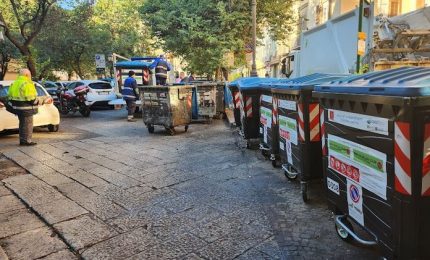 Decoro urbano, Rap sostituisce a Palermo 850 cassonetti rotti o fatiscenti