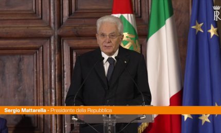 Ucraina, Mattarella "Kiev ancora impegnata a difendersi"