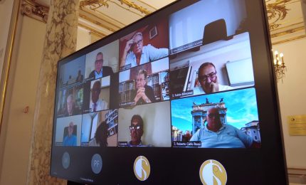 Contratto medici, rinnovo per 135 mila camici bianchi