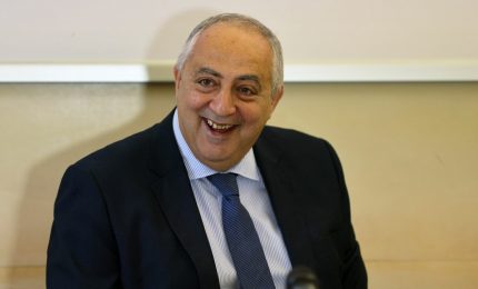 Amg illumina murale &ldquo;Sangu e latti&rdquo; a Palermo, Lagalla &ldquo;Un messaggio di speranza&rdquo;