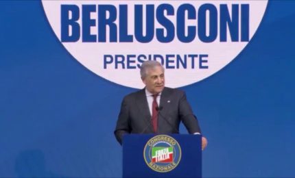 Forza Italia, Tajani eletto segretario "Non rinunciamo a identit&agrave;"