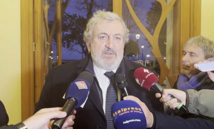 Emiliano presenta la legge regionale sulle ristrutturazioni edilizie