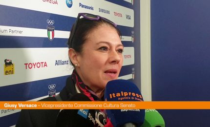 Versace "Per parit&agrave; di genere abbattere barriere culturali"