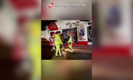 Intervento di soccorso aereo della Guardia Costiera su nave Ocean Sky